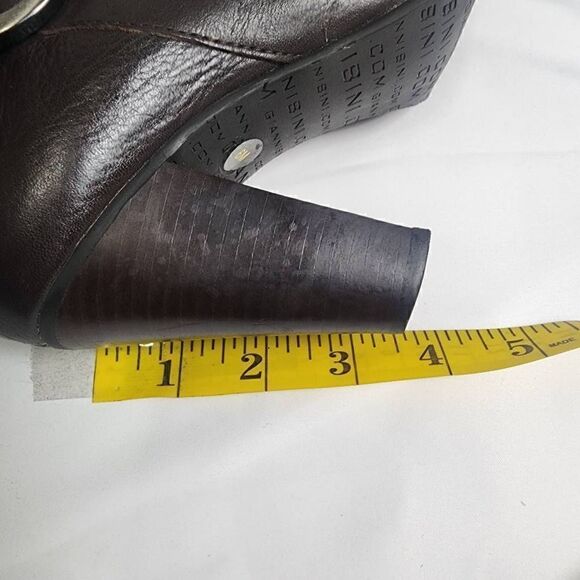 Gianni Bini Tall Knee High Brown Leather Women's Boots Size 6 - Picture 10 of 10